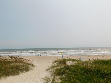 OCEAN & BEACH ACCESS CLOSE TO LOT