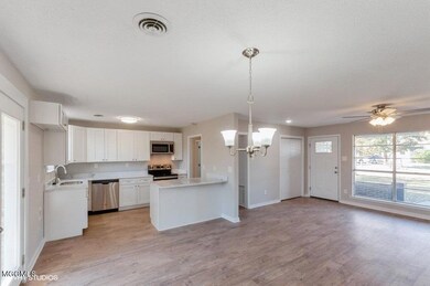 05_2099RustwoodDrive_2005_LowRes