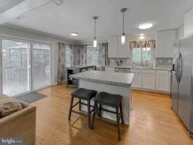 26015 Shenandoah Dr, Mechanicsville, MD 20659 - photo 6