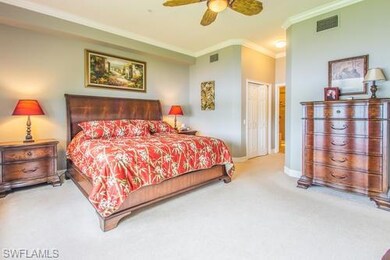 Large Master with King Bed