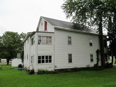 3 Sixth St, Corinth Tov, NY 12822 - photo 2