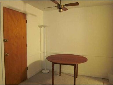 73 Walnut St unit 6, Newtonville, MA 02460 - photo 3