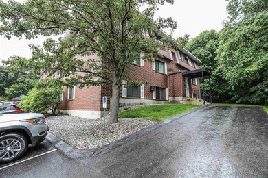 545 Calef Rd unit 1, Manchester, NH 03103 - photo 3