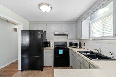 64 Warren Ave, Woonsocket, RI 02895 - photo 6