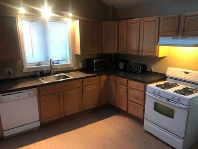 28 Mary St, Pawtucket, RI 02860 - photo 5