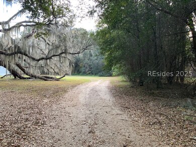 37 Pearl Harbor Dr, Saint Helena Island, SC 29920 - photo 6