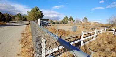 2638 57th St W, Rosamond, CA 93560 - photo 3