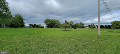 3602 Highland Ridge Rd, Berkeley Springs, WV 25411 - photo 2