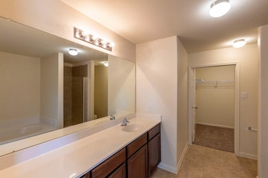 15223 Central Lakes Dr, Humble, TX 77396 - photo 5