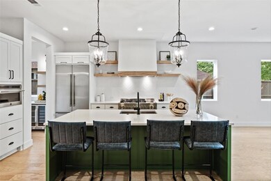 7335 Lehigh Dr, Dallas, TX 75214 - photo 4