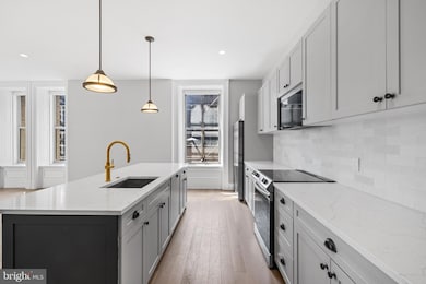 200 S Broad St unit 314, Philadelphia, PA 19102 - photo 2