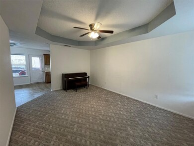 122 Black Forest Dr, Weatherford, TX 76086 - photo 2