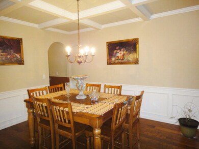 Formal Dining Rm (2)