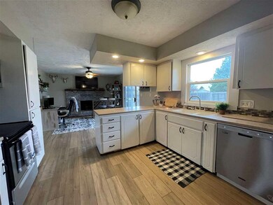 211 Park Ridge Rd, North Platte, NE 69101 - photo 7