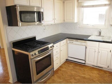 17840 17840 Comstock Rd, Minnetonka, MN 55391 - photo 2