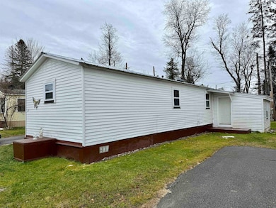 10 1st St, Lancaster, NH 03584 - photo 5