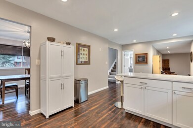 8606 Snowden Loop, Laurel, MD 20708 - photo 6