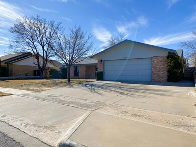 1835 Tom Bolt Dr, El Paso, TX 79936 - photo 3