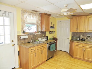 14 Port Monmouth Rd Keansburg 005