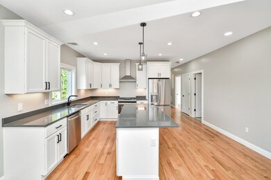 17 George St unit 3, Boston, MA 02136 - photo 4