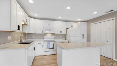 71 Southwood Shores Place unit 1B, Lake Ozark, MO 65049 - photo 6