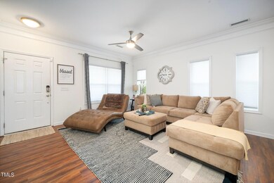 7-web-or-mls-903 Ambergate Station (18 o