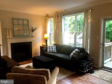 26166 Lands End Dr, Chantilly, VA 20152 - photo 5