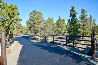 20575 Lowe Ln, Bend, OR 97703 - photo 5
