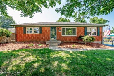 6104 Applegate Ln, Louisville, KY 40219 - photo 2