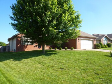 733 N Taylor Way, Nixa, MO 65714 - photo 2