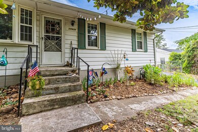 17435 Wilson St, Dumfries, VA 22026 - photo 4