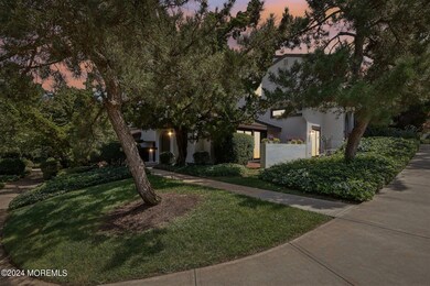 8 Tower Hill Dr unit 18, Red Bank, NJ 07701 - photo 4