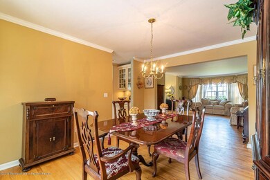 lilac dining room4