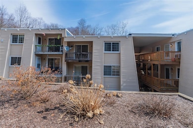 420 Fox Run Ln, Carmel, NY 10512 - photo 4