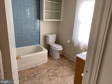 3025 W Germantown Pike unit 2ND FLOOR, Norristown, PA 19403 - photo 7