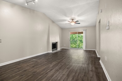 6050 Melody Ln unit 341, Dallas, TX 75231 - photo 4
