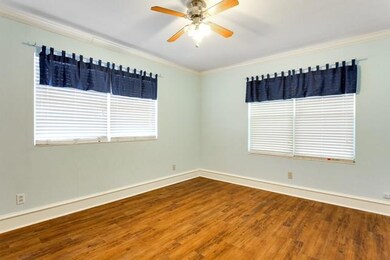 701 W Gore Ave, Pharr, TX 78577 - photo 7