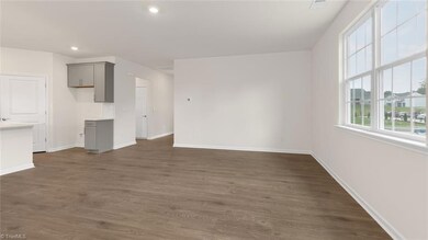 *Photos are of model home and are for representational purposes only.