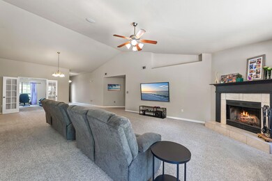 7134 Snug Waters-19