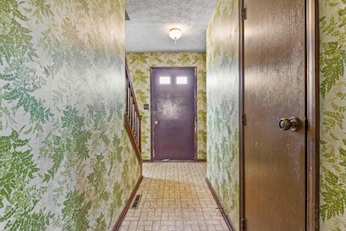 5. Entry Hall