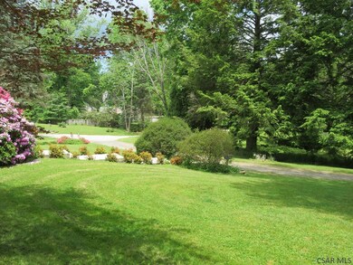 859 Goucher St, Johnstown, PA 15905 - photo 5