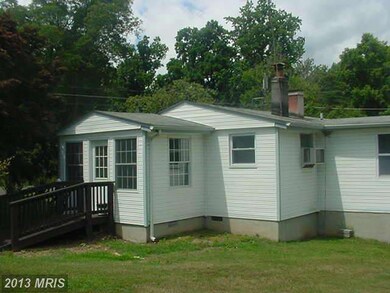 272 Piedmont Ave, Washington, VA 22747 - photo 2