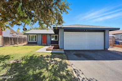 2230 W Avenue k14, Lancaster, CA 93536 - photo 3