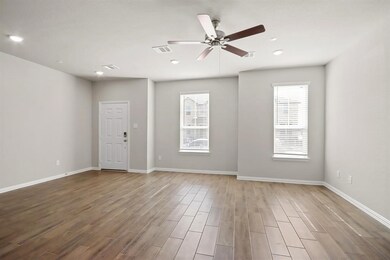 11922 Amber Oak Way unit Bldg 3, Tomball, TX 77375 - photo 6