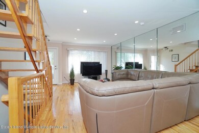31 Heinz Ave, Staten Island, NY 10308 - photo 4