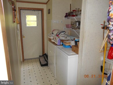 121 Rock Oak Rd, Rio, WV 26755 - photo 5