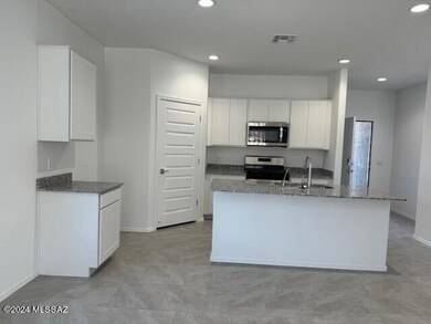 Kitchen white cabs