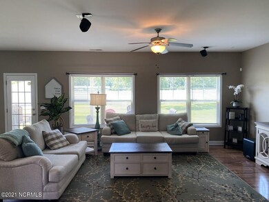 2434 Kodiak Living Room