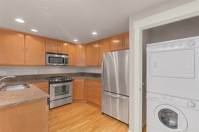 2127 N 113th St unit B, Seattle, WA 98133 - photo 7