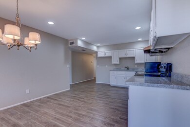 318 W 18th Ave-11